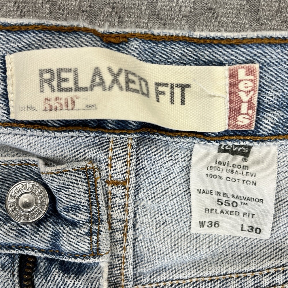Levi’s 550 Relaxed Fit Men’s (36x30) Y2K denim blue jeans straight leg pants