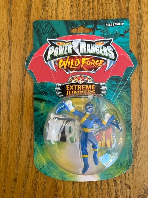 Power Rangers Wild Force Blue Ranger Extreme Jumpers Figure Toy Parachute