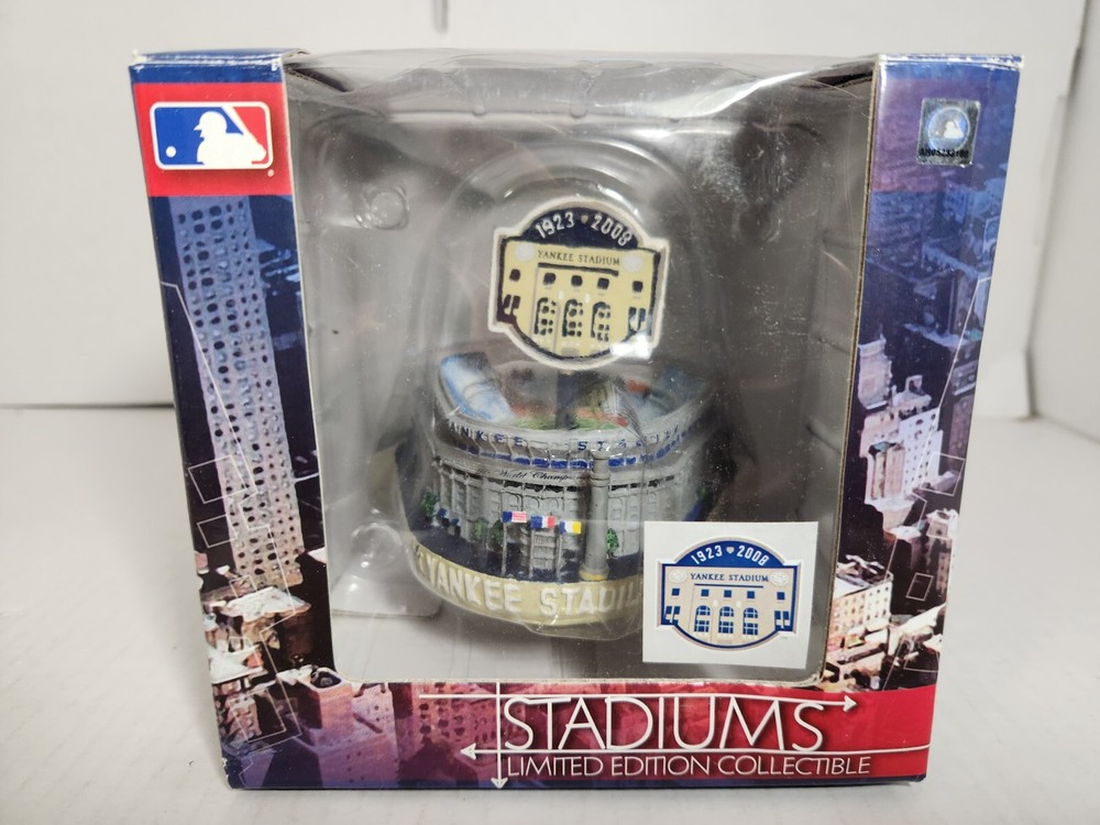 New York Yankees Forever Collectibles Replica Of Old Yankee Stadium Rare In Box