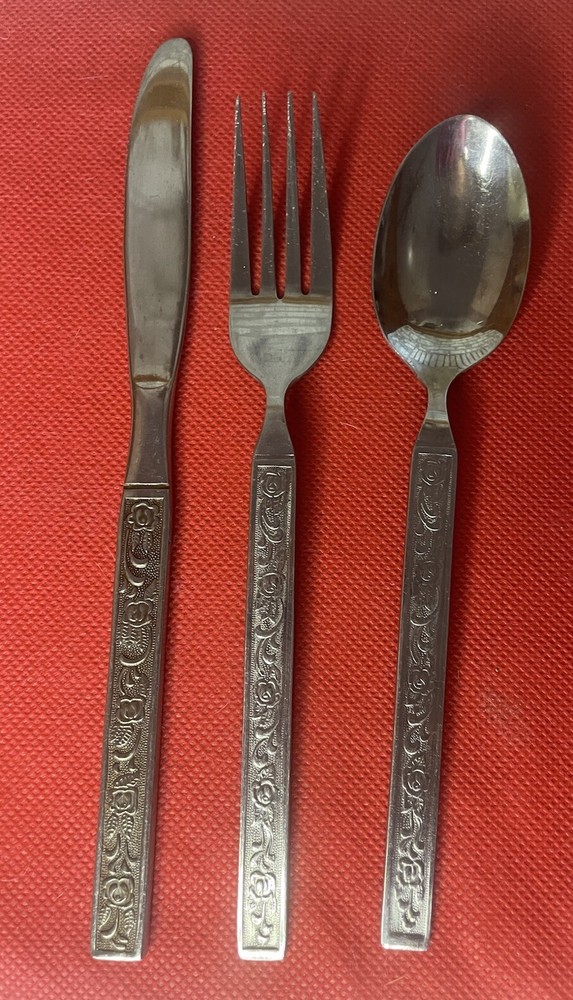 National Flatware ~Costellano~ Set Of Dinner Knife Dinner Fork Tablespoon Floral
