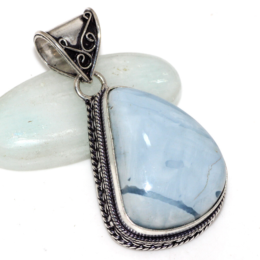 925 Silver Plated Owhyee Blue Opal Jewellery Pendant Size 2