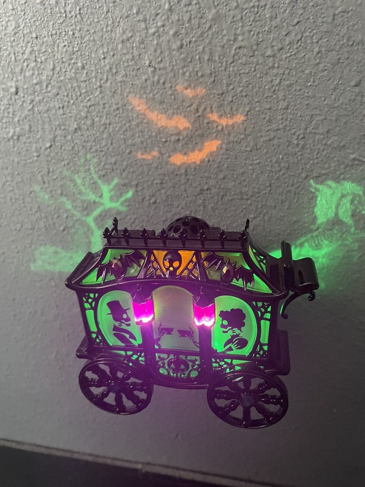 Bath & Body Works Haunted Carriage Light-Up Wallflower Projector Plug