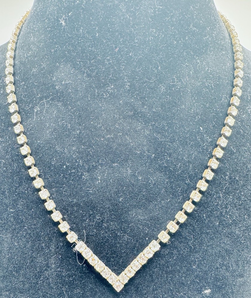 Silver Tone V-Shaped Rhinestone Necklace with Prong Setting