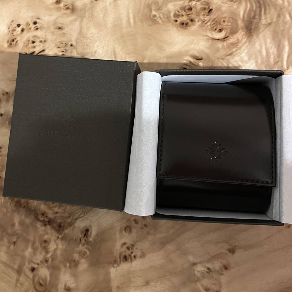 Patek Philippe Leather Travel Watch Case Holds 1 Timepiece