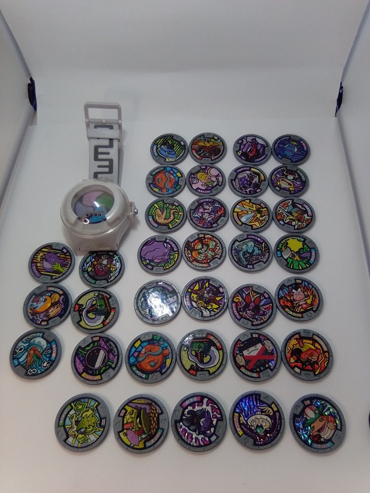 DX Yokai Watch 1st Gen with 35-Piece Medal Set - Bandai Japanese Anime