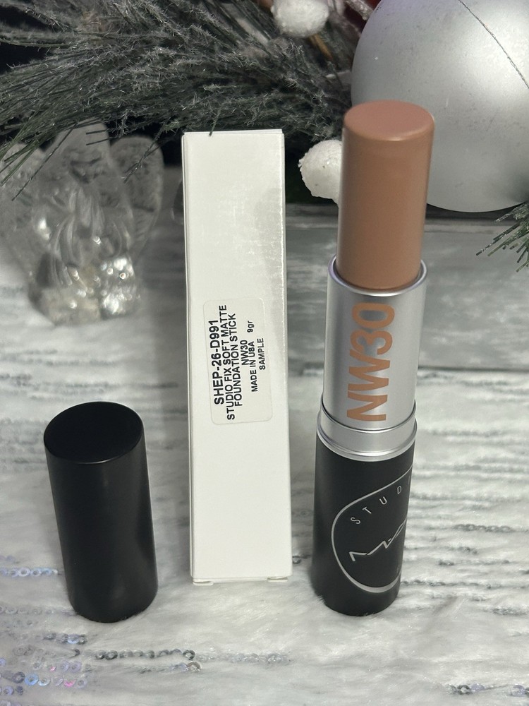 Mac Studio Fix Soft Matte Foundation Stick NW30 Matte Finish