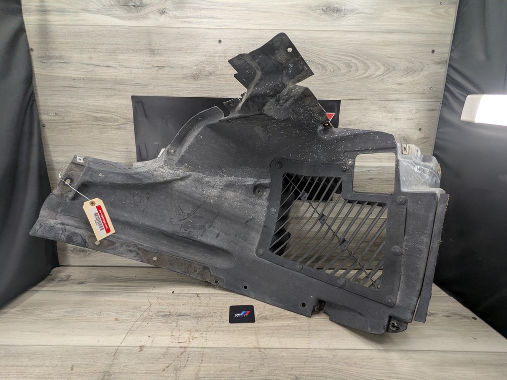 OEM BMW E70 E71 X5M X6M Left Front Fender Liner Splash Shield