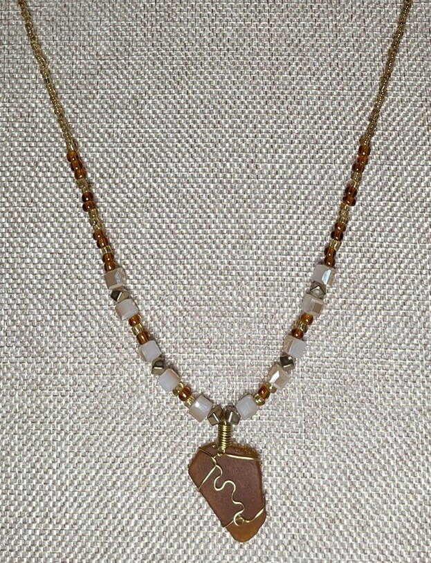 GENUINE Beach Tumbled Brown SEA GLASS  Beaded Goldtone Necklace 18”  Reversible