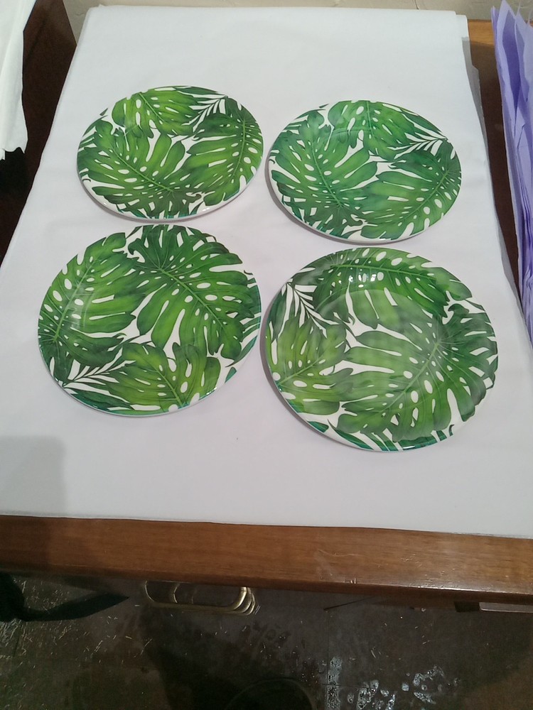 Tommy Bahama Melamine Green Palm Leaf 8 1/2