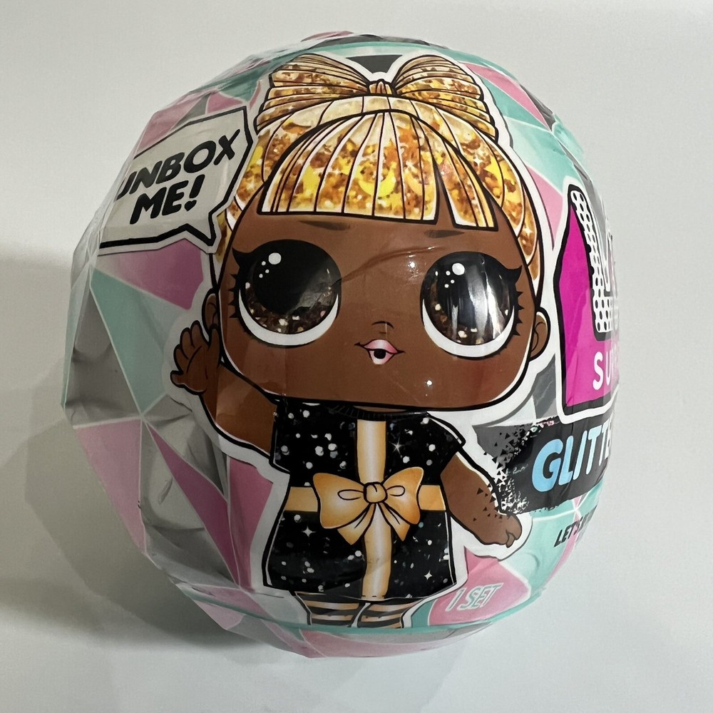 LOL Surprise Glitter Globe Winter Disco with 8 Surprises