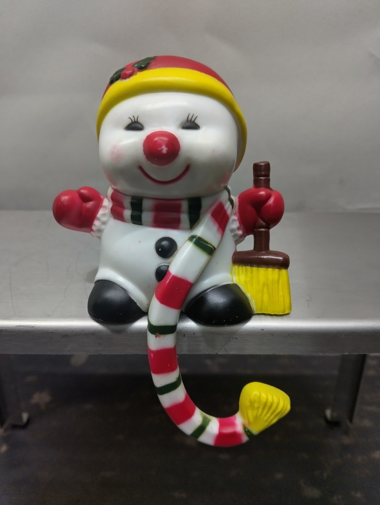 Vintage 1985 Snowman Stocking Hook Frosty Holiday Decor