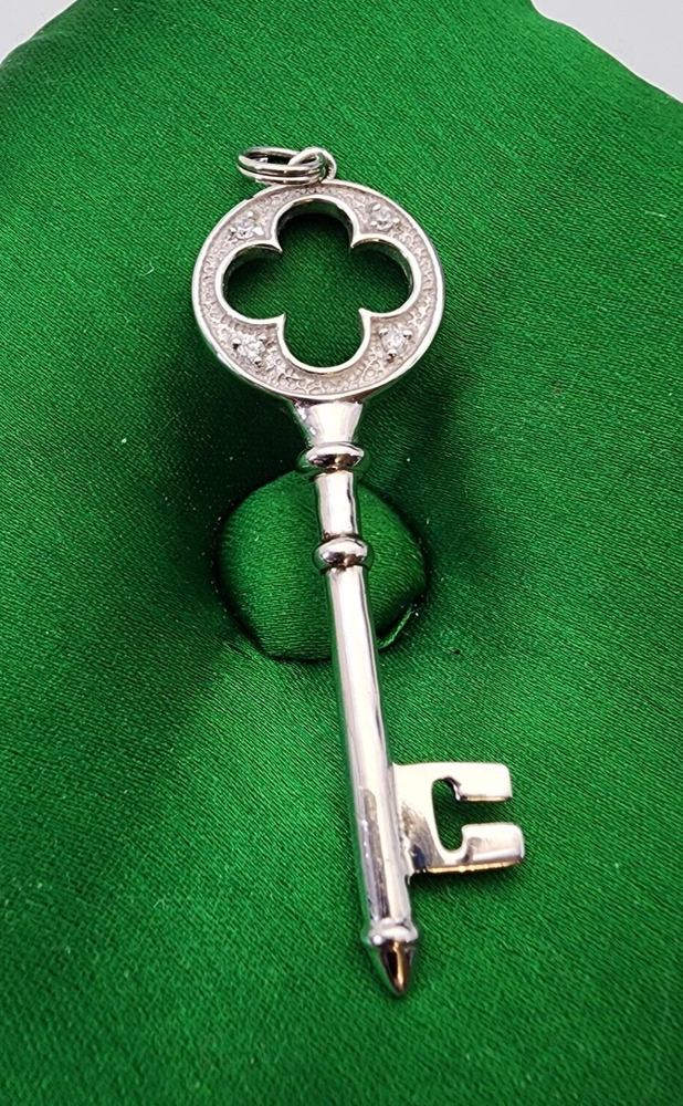 Nadri 925 Sterling Silver Clover Key Pendant with CZ Stones
