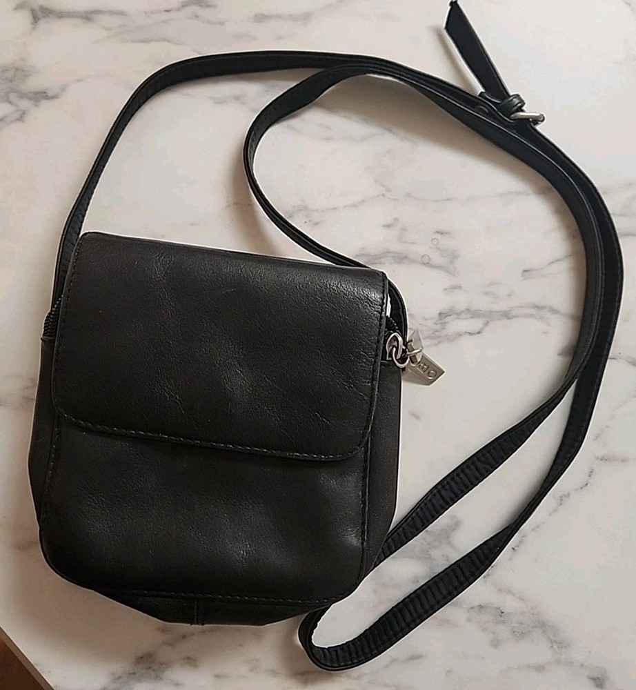 HOBO International Leather Crossbody Bag Purse Black 6x6, Strap 50