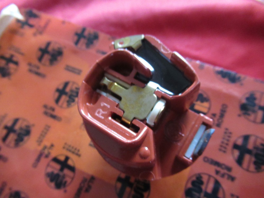 Original Alfa Romeo 33 / Sud Ti / Sprint Distributor 60749778 New