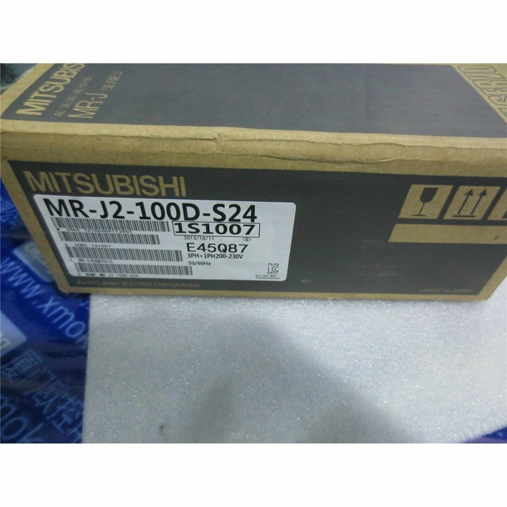 MR-J2-100D-S24 Mitsubishi Servo Drive New MRJ2100DS24 Expedited Shipping