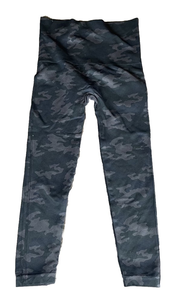 SPANX Seamless Camo Leggings for Women Size Medium Look At Me Now