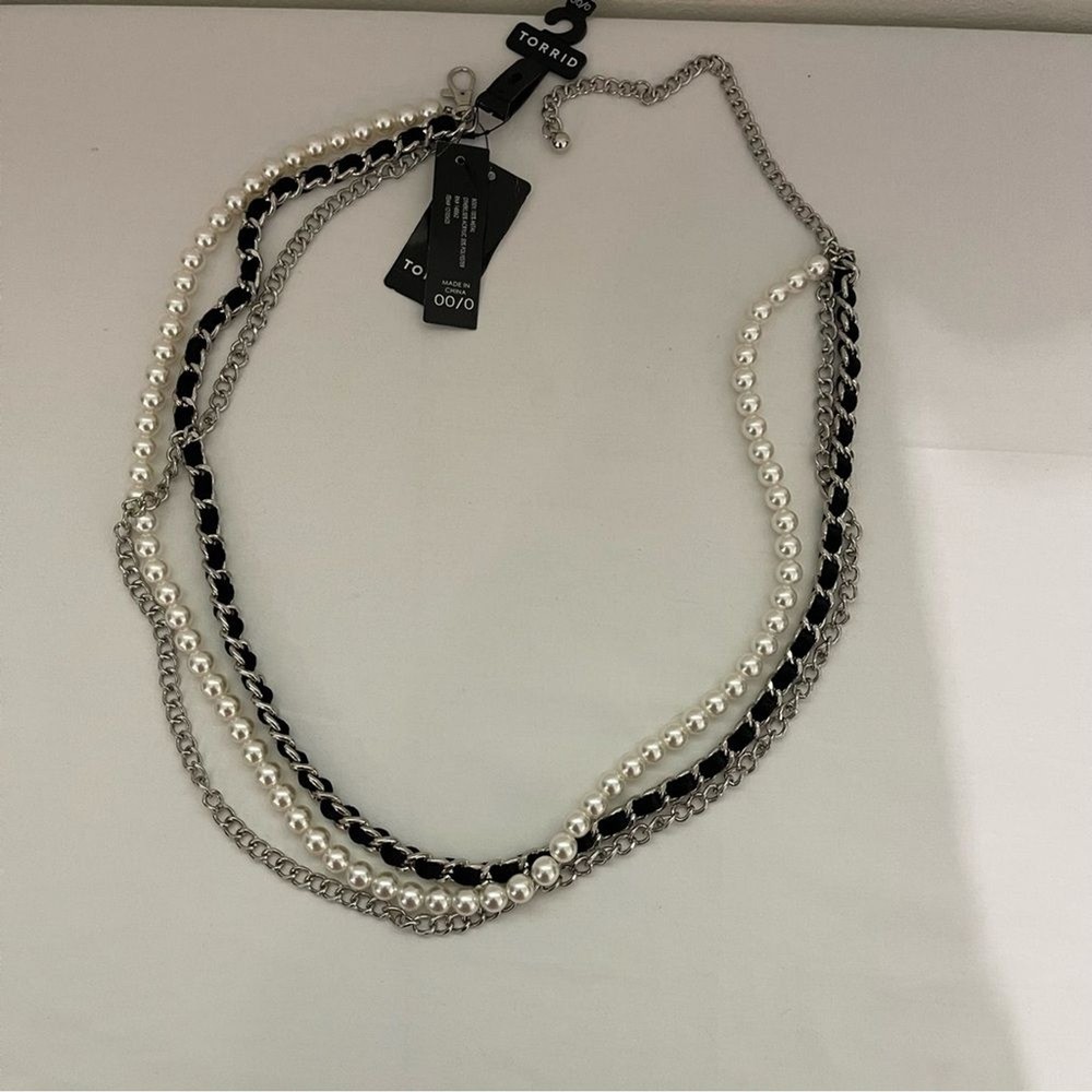 Torrid Multi-Strand Belt in Silver Black Pearl Size 00/0 M/L NWT