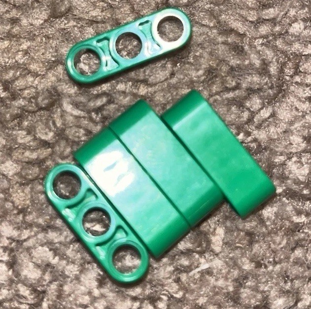 LEGO Parts 32523 (5 pieces) Technic, Liftarm 1 x 3 Thick green