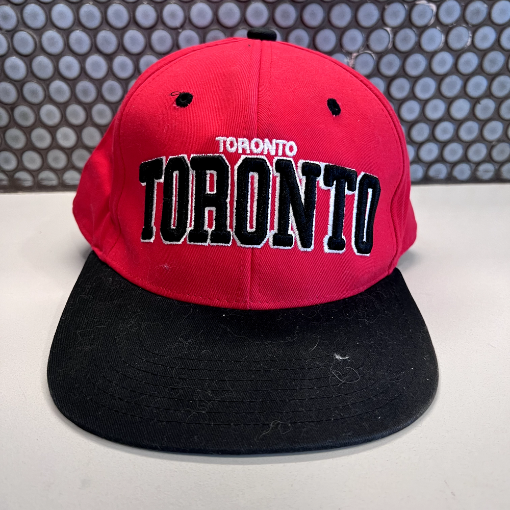 Toronto Hat Cap Snap Back Red Black Baseball Spell Out Flat Bill Canada Cap