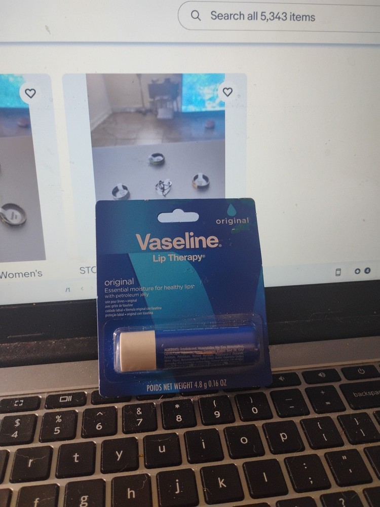 Vaseline Lip Therapy Original Essential Moisturizer Nip.