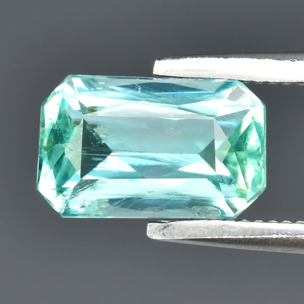 💎 1.11ct 8x5mm VS Scissor-Cut Natural Bluish Green Emerald - Nigeria Gemstone