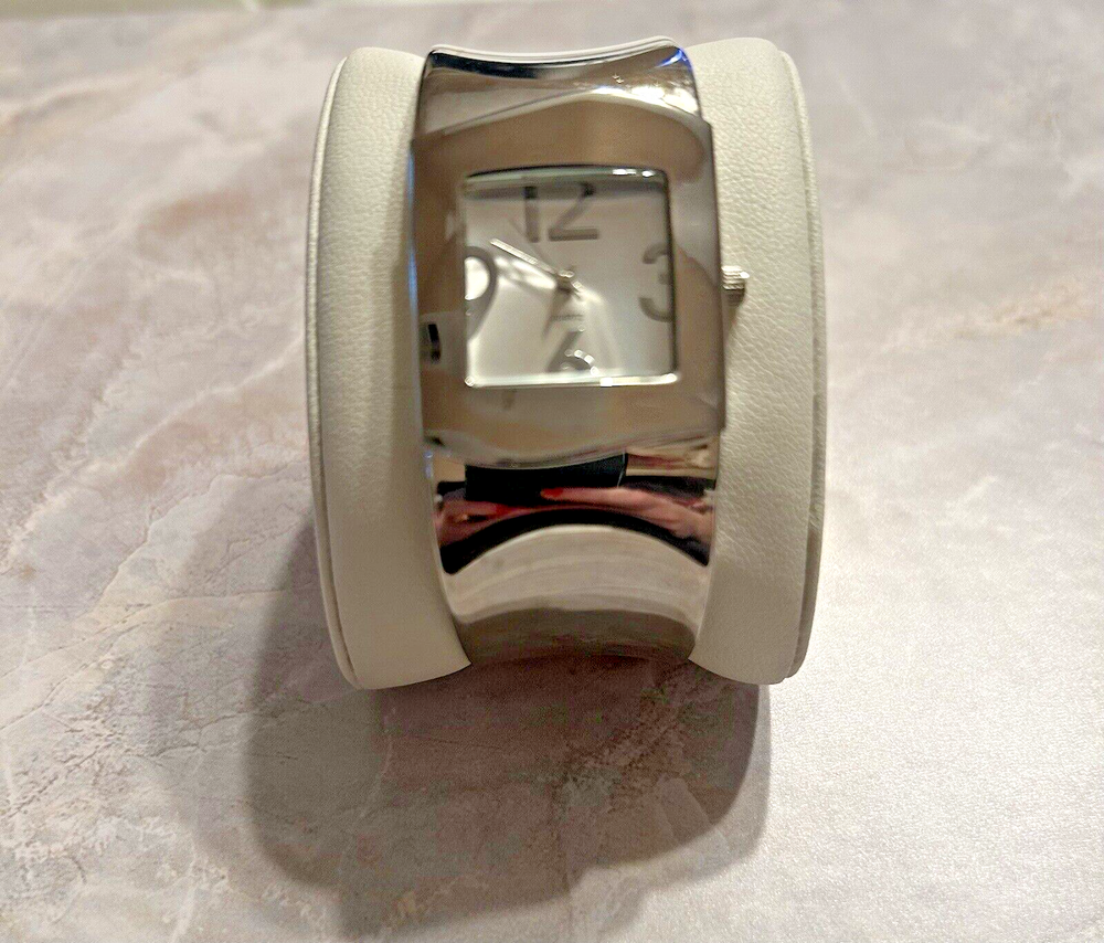 Women’s Silver Cuff Watch Bracelet W Japan Movement Wavy Band