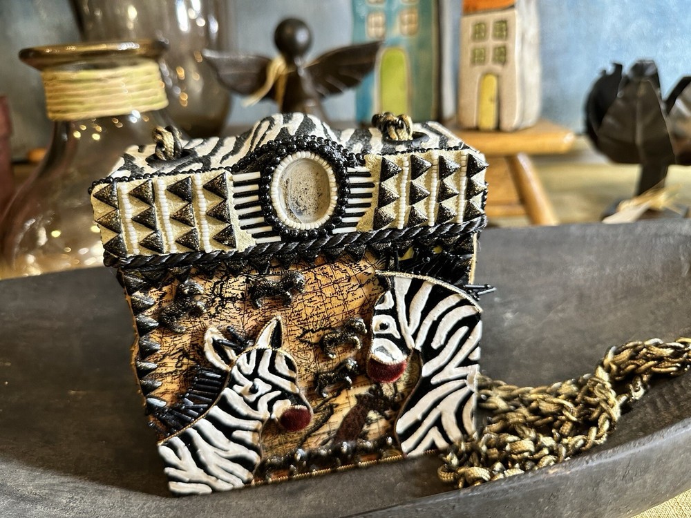 XRARE Mary Frances Roam PURSE Crossbody Zebra Black White Handbag 6x6