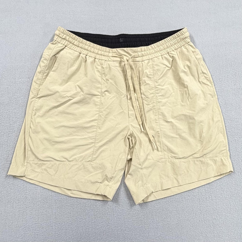 Lululemon Shorts Mens XL Beige Athletic 8
