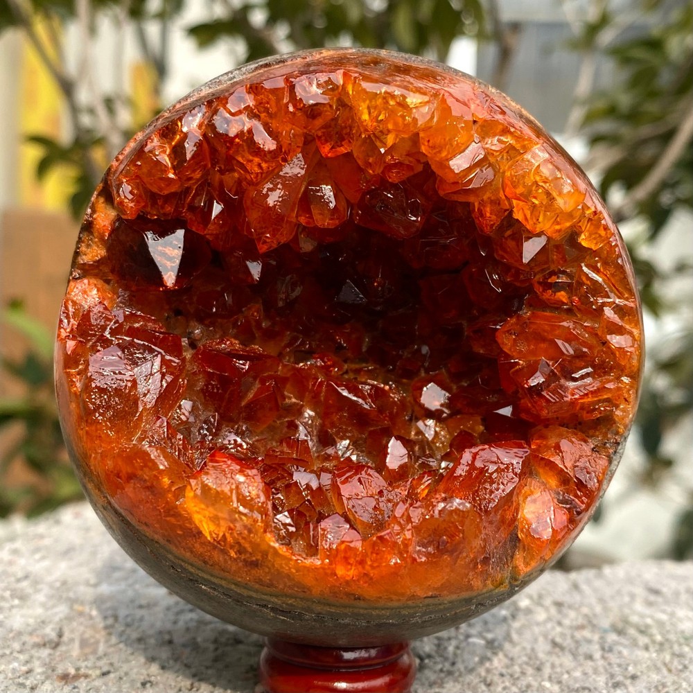 1.7LB   citrine Cave quartz-carved crystal begins to smile and heal