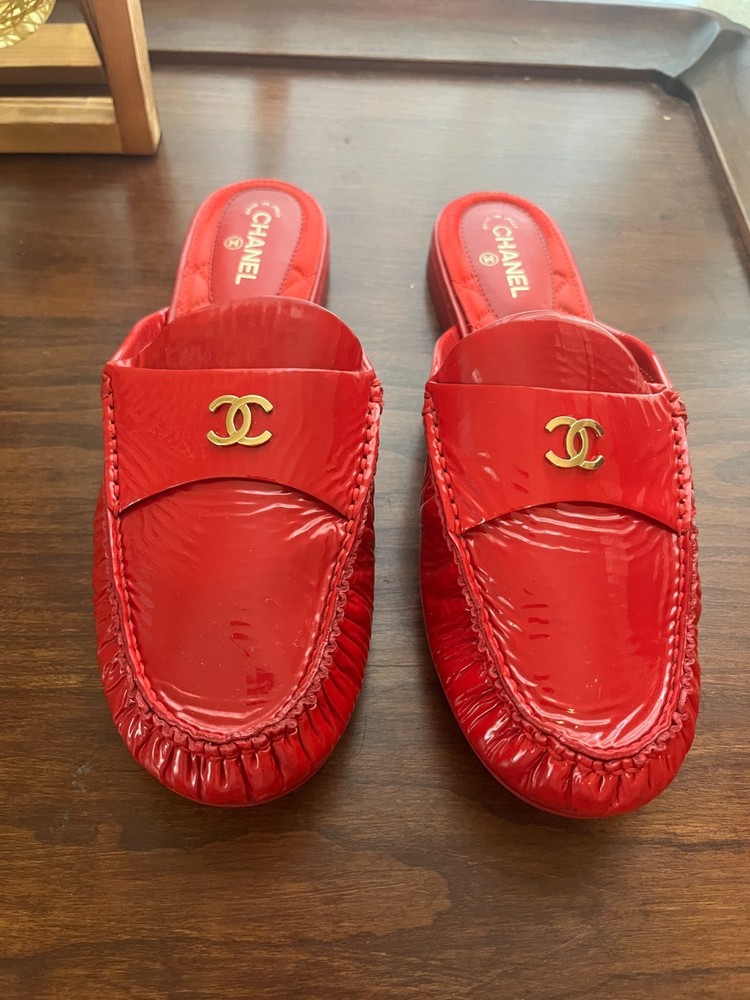 Chanel red patent leather loafers size 38.5