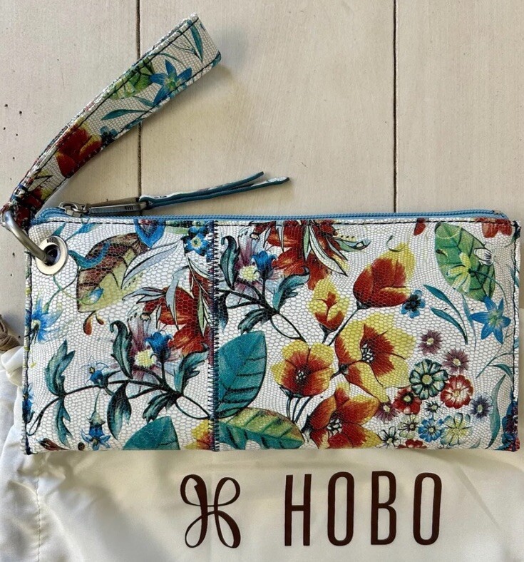 NWT HOBO VIDA Pouch Leather Large Wristlet/Wallet Floral Botanic Print Leather
