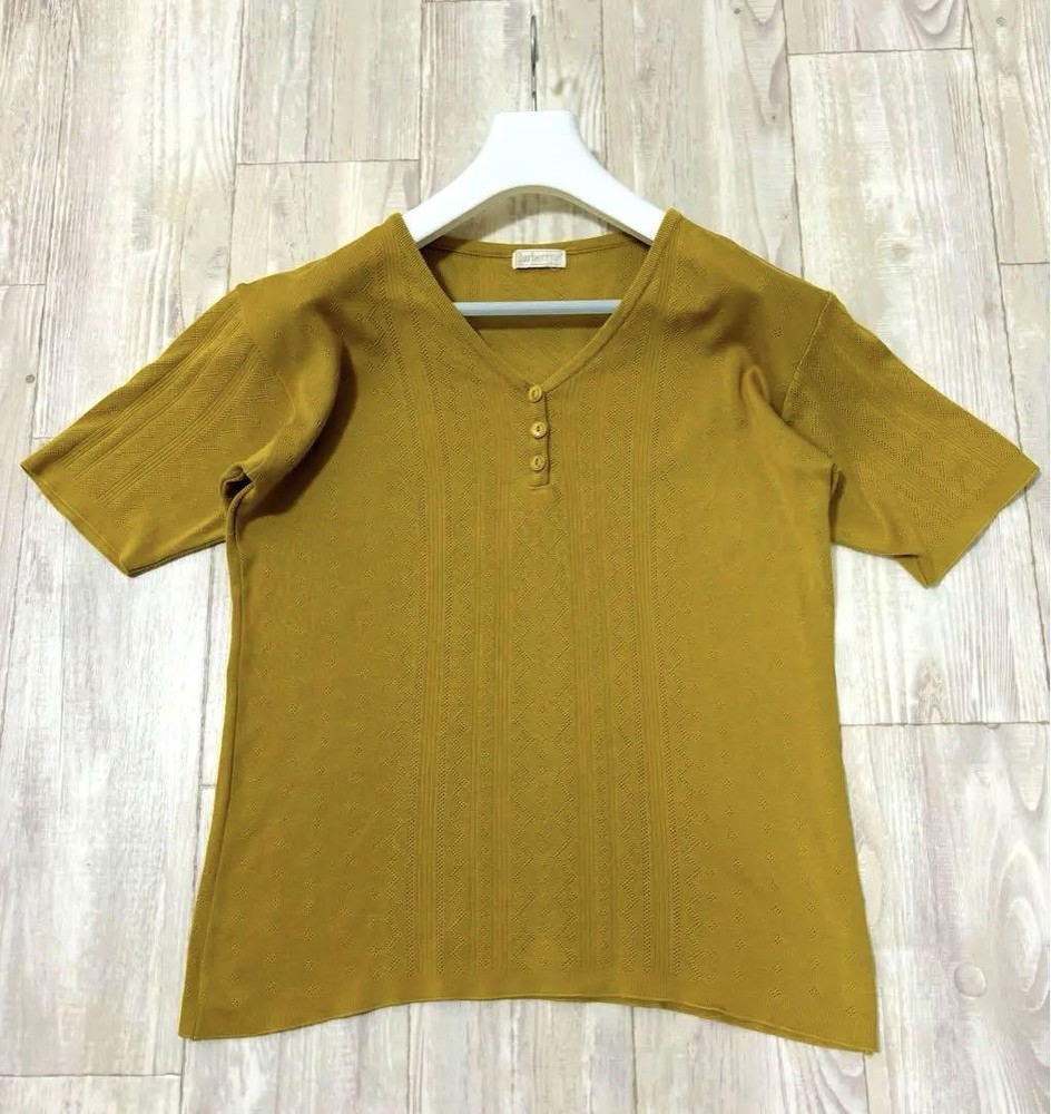 Burberrys Short Sleeve Knit Sweater Size Unknown, Measurements Provided, Used