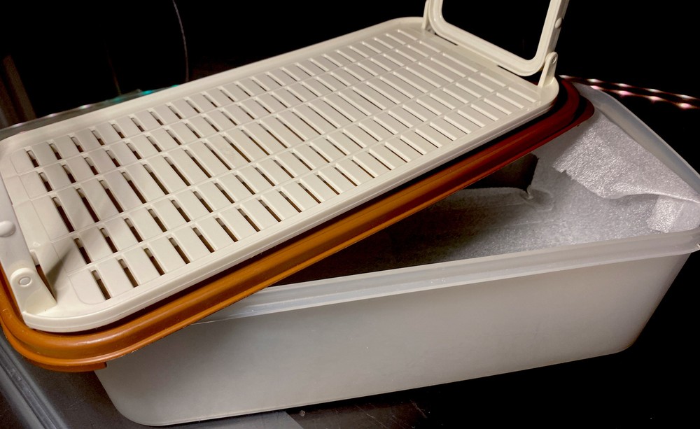 USA NOS Tupperware ModMates #1718 Produce Keeper /FoodStorage Containers/w Tray