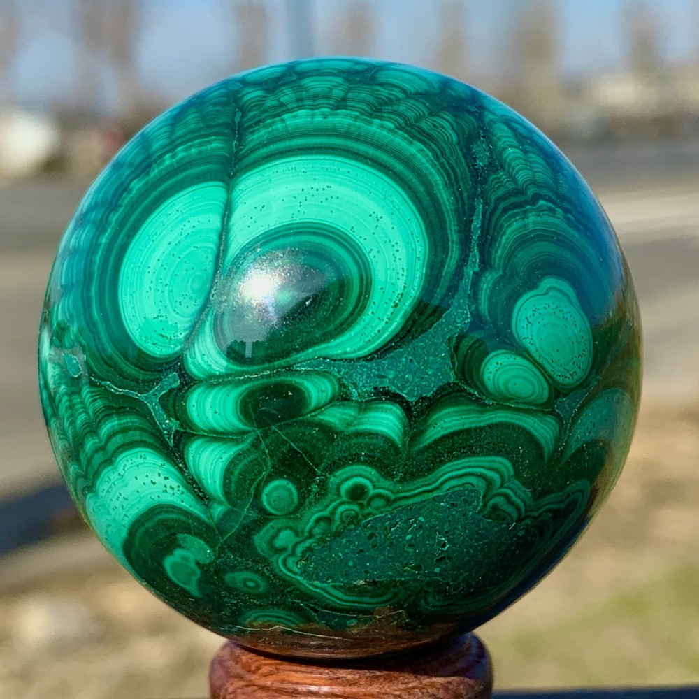 210G Natural glossy Malachite ball transparent cluster rough mineral sample