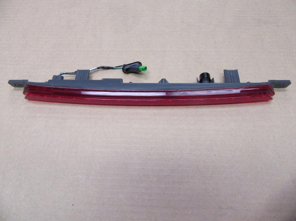 OEM 2018-2024 Honda Odyssey Rear Third 3rd LED brake light high mount Lamp