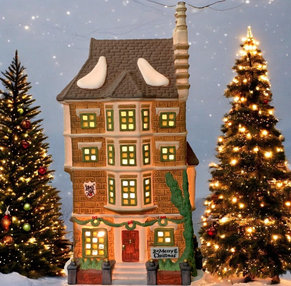 Dept 56 Dickens Village Series - Nephew Fred's Flat #55573 - EUC