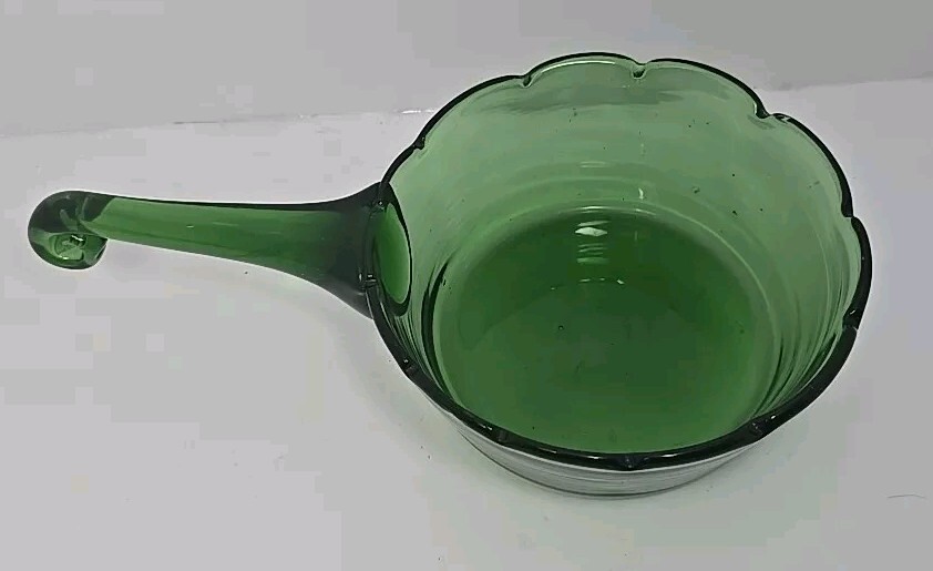 MCM Vintage Hand Blown Emerald Green Glass Sauce Pan with Scalloped Edge 9 Inch