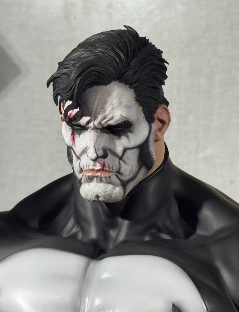 Custom WP The Punisher Statue 1/4 Scale