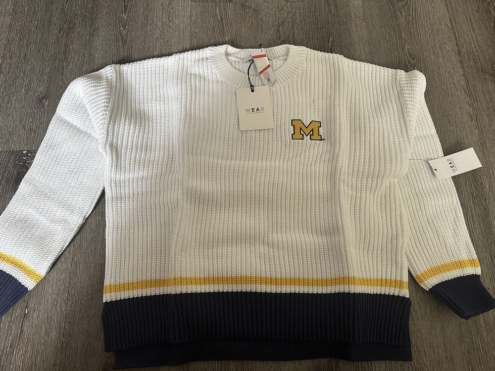 Michigan Wolverines University Of Michigan Knit Women’s Sweater NWT Size S,M,L