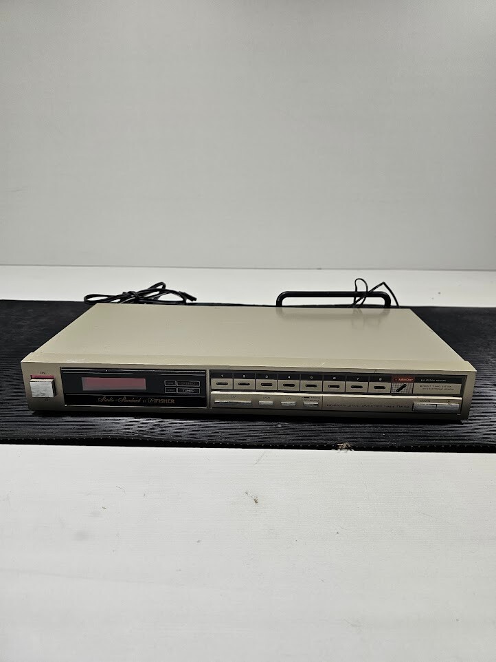 Fisher FM-58 Stereo Synthesizer Tuner Fully Working With Cable No Box