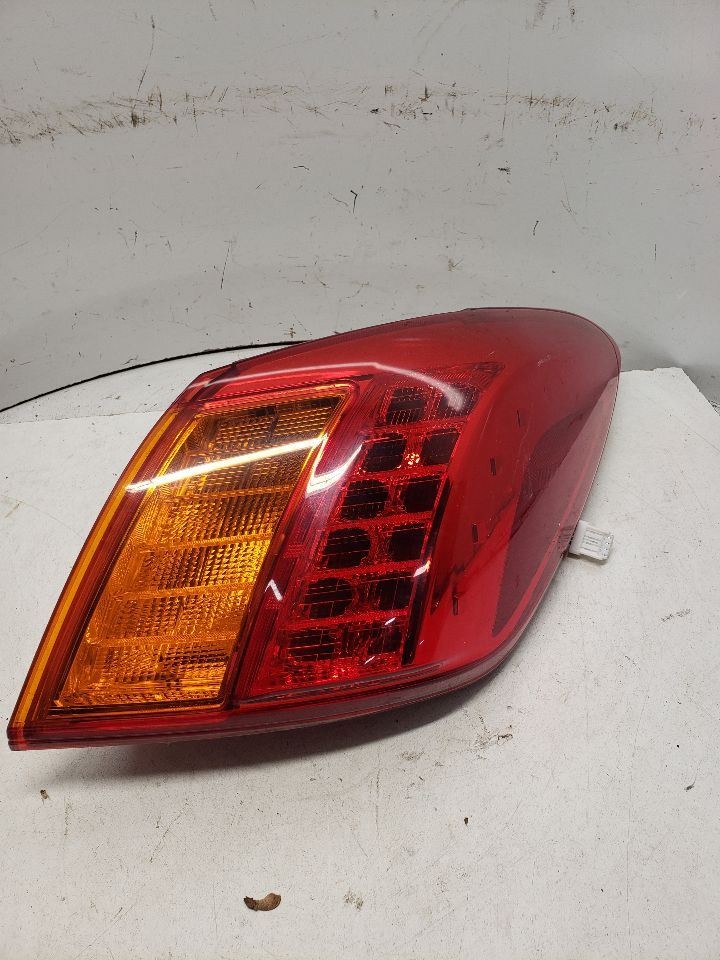 Passenger Tail Lamp Quarter Panel Mounted Fits 2009-2010 MURANO OEM