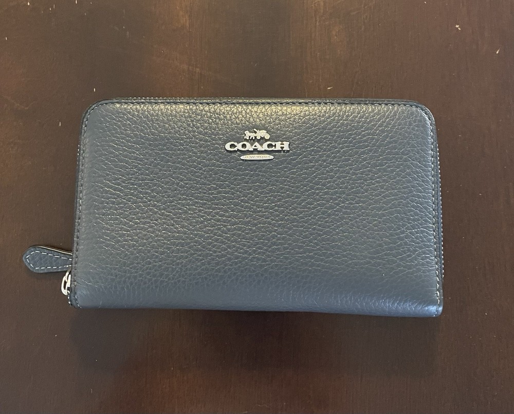 Blue Coach Wallet in Perfect Condition  