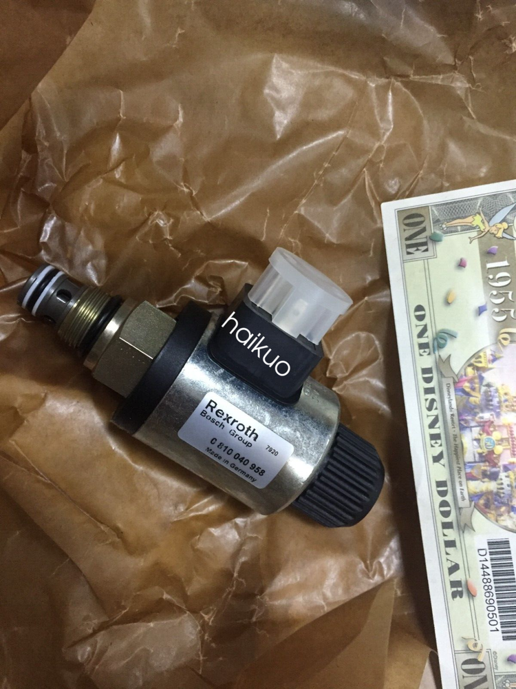 0810040958 NEW REXROTH VALVE