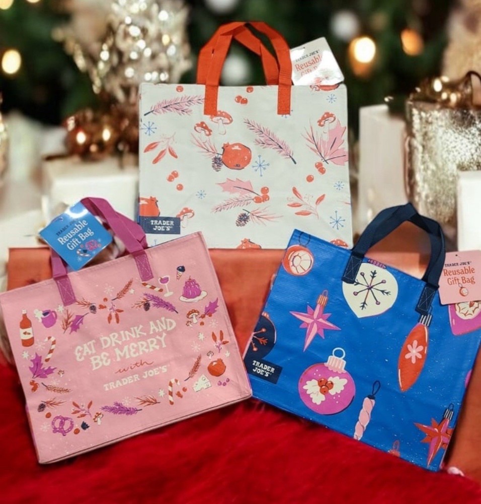 Trader Joes’s Holiday Gift Tote Bag 3 Set Limited Christmas Holiday 2024