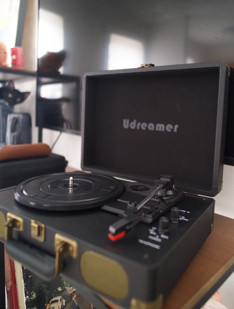 Udreamer Vinyl Record Player