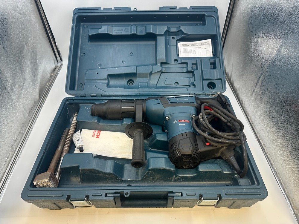 Bosch Rotary Hammer Drill RH540M With Case