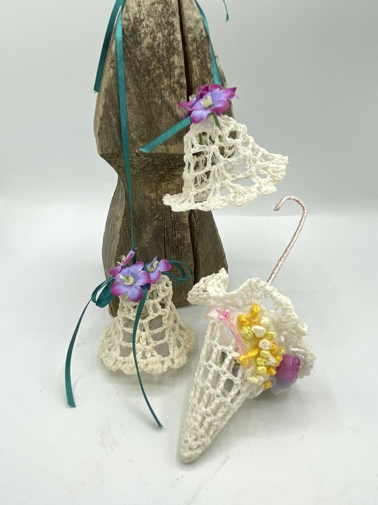 Vintage Starched Crocheted Lace Umbrella Christmas Ornament