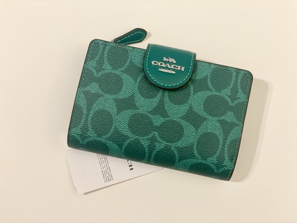 NWT Coach Medium Corner Zip Wallet In Signature Canvas Bright Jade CW786