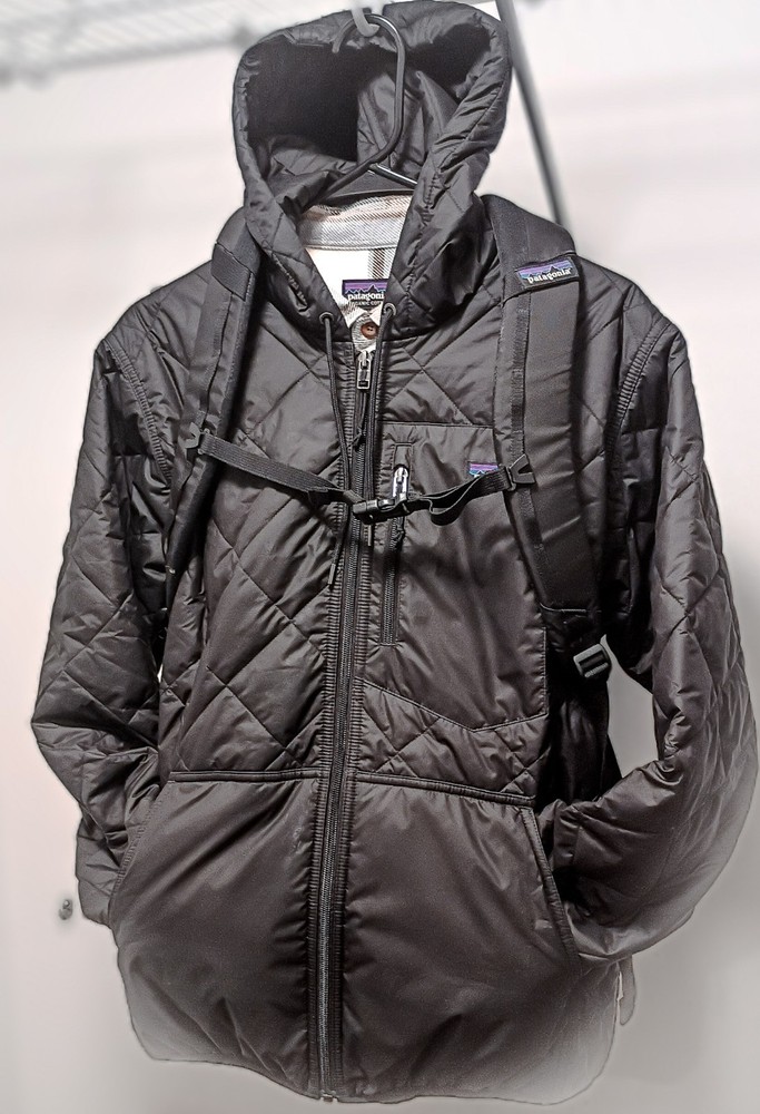 Patagonia Nano Puff Jacket Hoodie for Men, Size Medium - Black