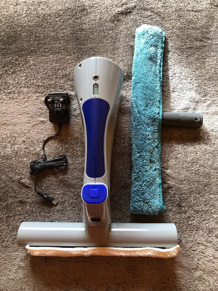 Addis Window Vacuum With Microfiber Head  - Grey/Blue with charger